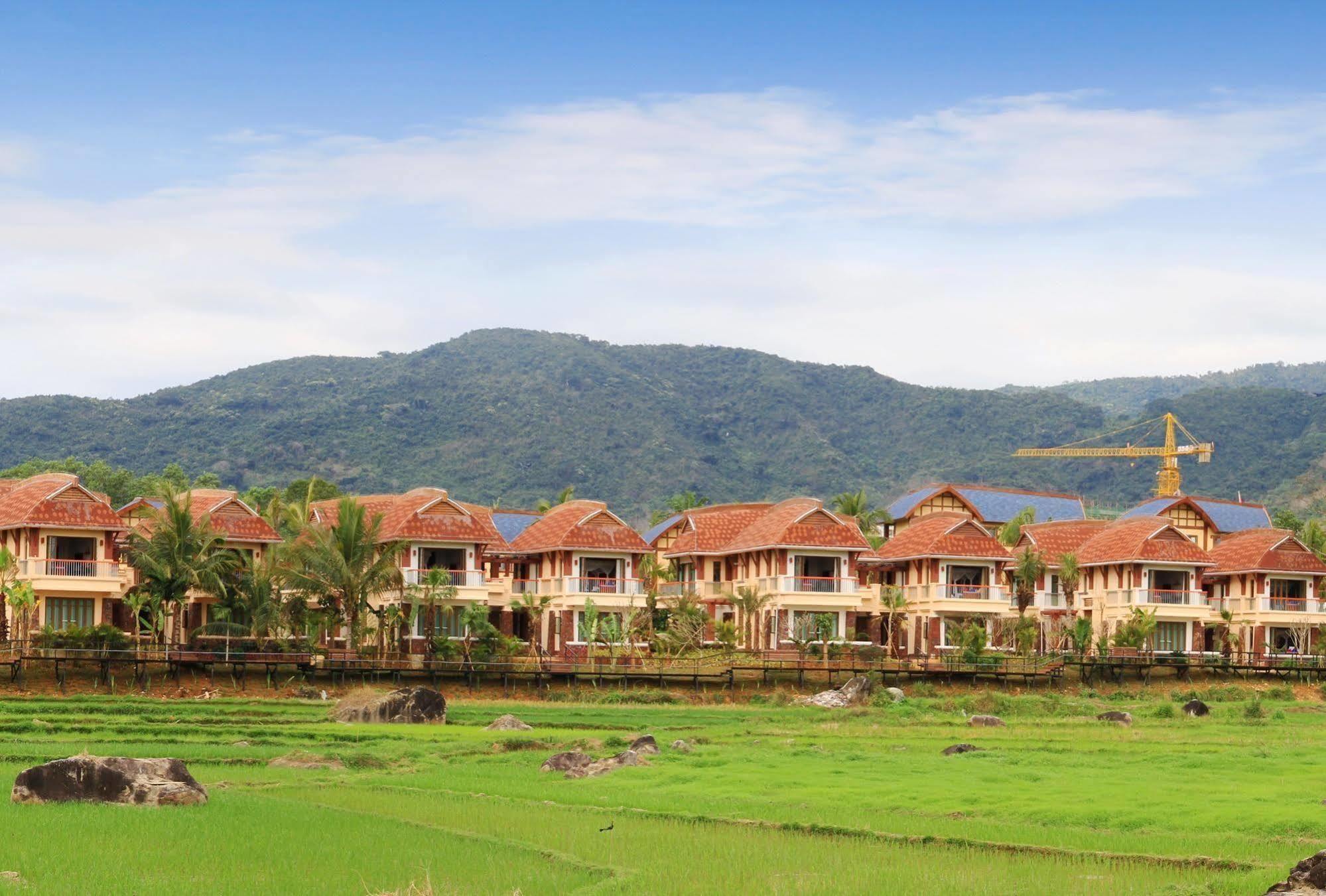 Hainan Bulongsai Resort Hotel Baoting Luaran gambar